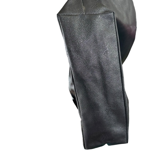 Scrunched Pleat Faux Leather Fashion Tote Bag - Picture 7 of 7